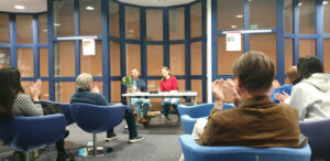 Lesung mit Gespräch